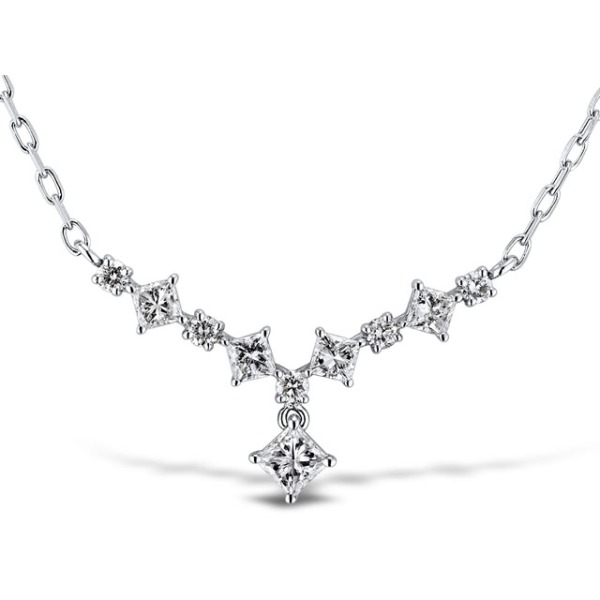 Gold Necklace with Diamond