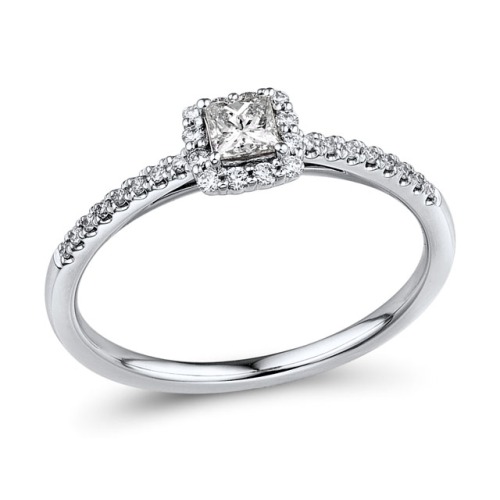 Gold Ring with Diamond